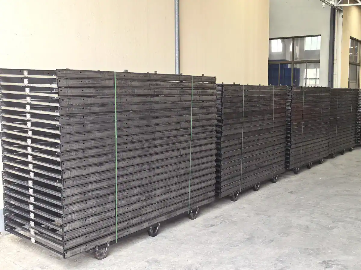 Welded metal parts before surface treatment