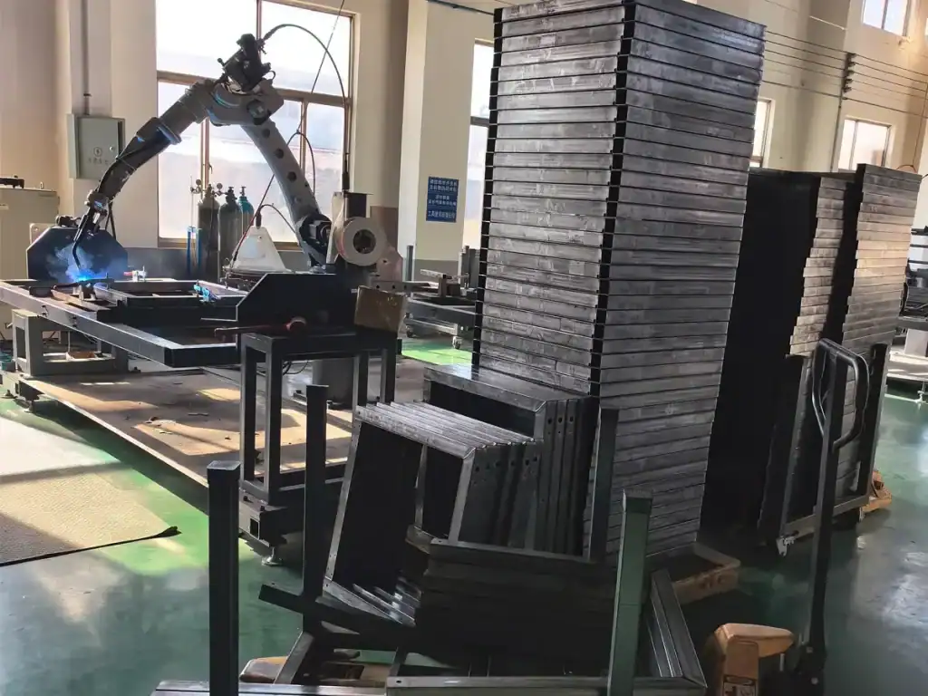 Robotic welding of steel components for custom mobile clean workbenches