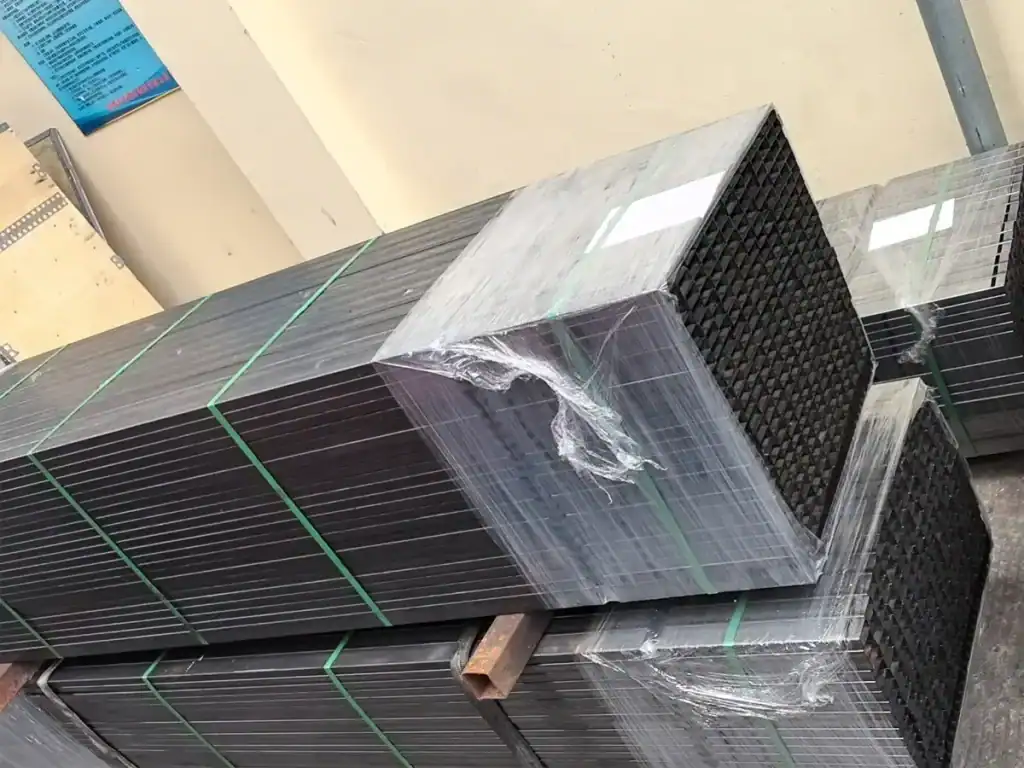 Prepared sheet metal materials for custom mobile clean workbench production