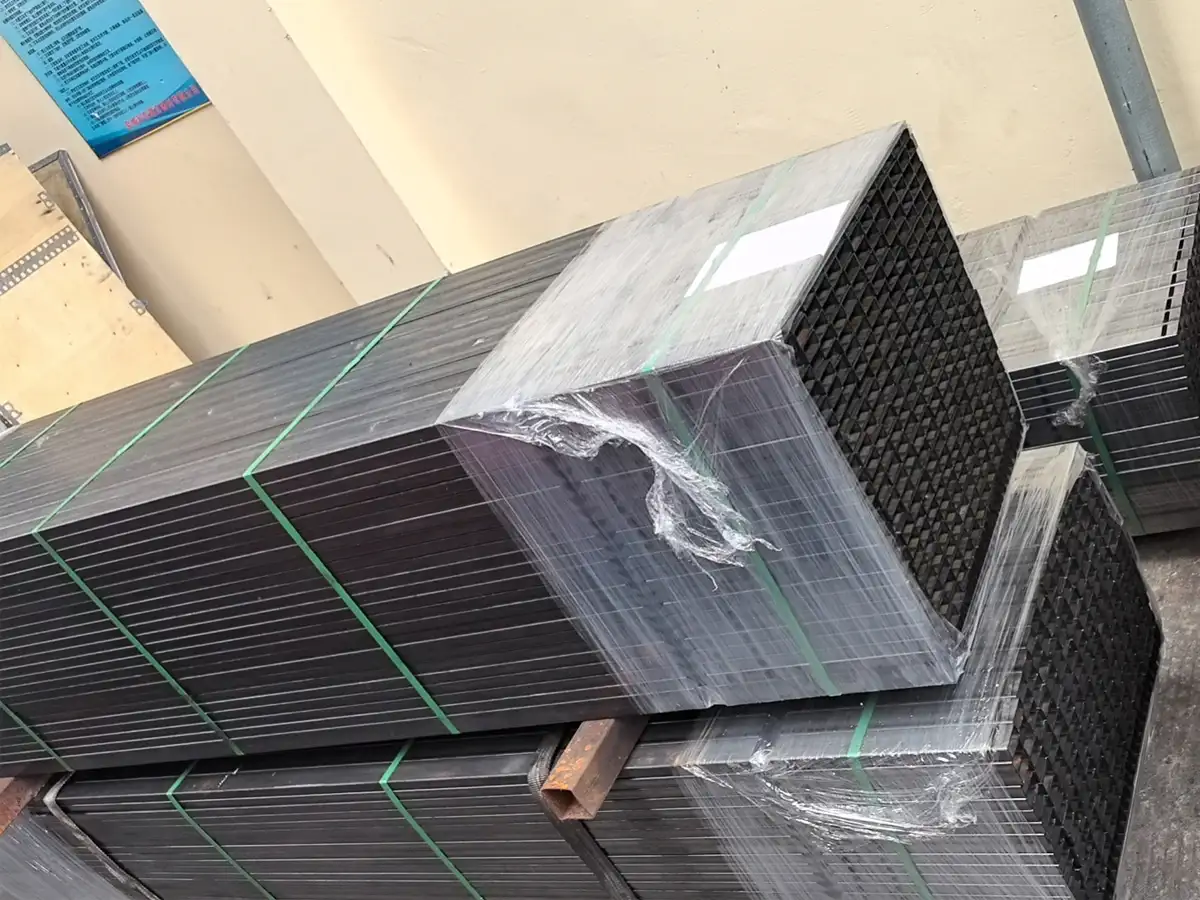 Prepared sheet metal materials for custom mobile clean workbench production